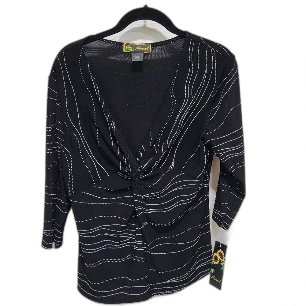 NEW Knit Top with 3/4 Sleeves - Size Large
